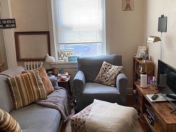2nd image of 2618 Grove Ave APT 102
