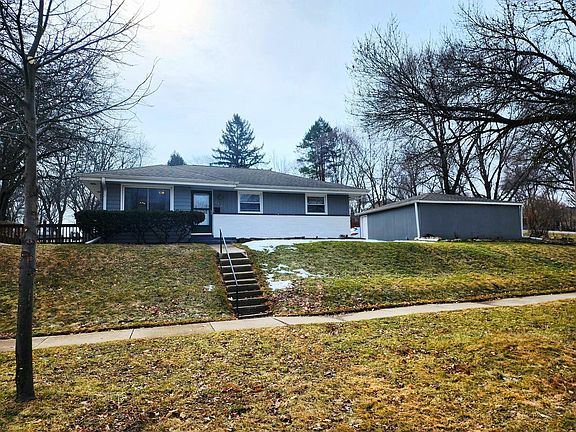 3rd image of 1323 Northview ROAD