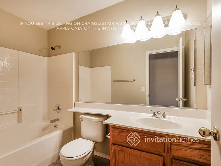 2703 N 87th Ave — Photo 15