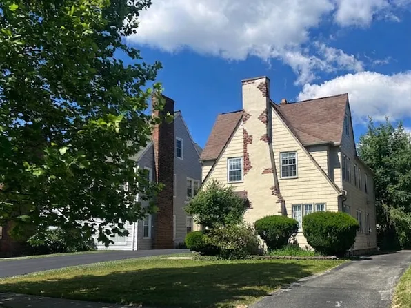 3574 Daleford Rd, Shaker Heights, OH 44120