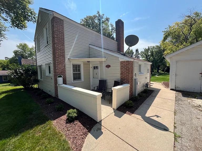 7003 W Grange Ave — Photo 1