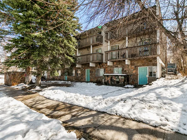 University Hill Apartments, 1012 University Ave #1024, Boulder, CO 80302