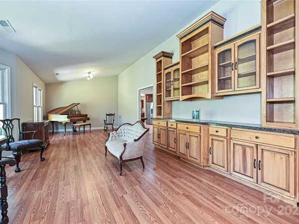 5919 Stonebridge Ln, Waxhaw, NC 28173