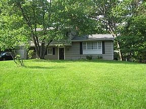 2nd image of 206 Hilltop Dr