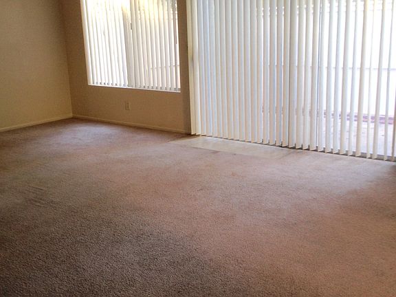3rd image of 2125 E Aroma Dr Unit 121