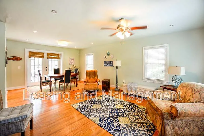 3 bed, 1.5 bath, 1100 sqft, $3,000 — Photo 4