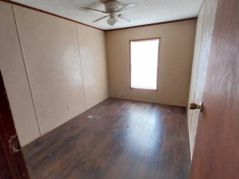 Sunset Ridge MHC — Photo 87