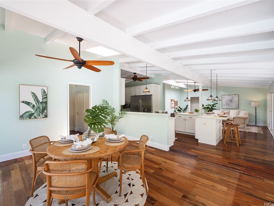 maikoオーダーページ BUCASTATE650ロフトハウス Malibu Home Design | Moss Overland Park Model Homes