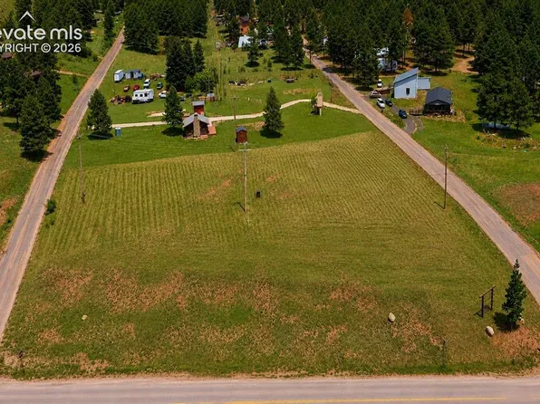 11155 3rd Ave, Woodland Park, CO 80863