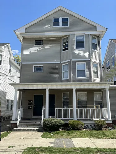 37-39 Pembroke Ave Photo 1