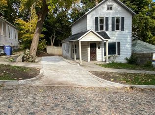 249 Trowbridge St NE, Grand Rapids, MI 49503