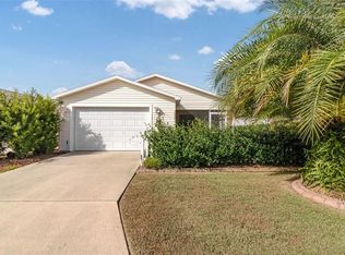 1037 Ridgeville Rd, The Villages, FL 32162