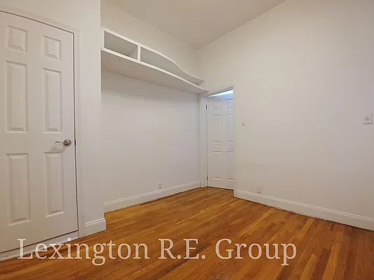 Rented by Lexington Real Estate Group | media 5