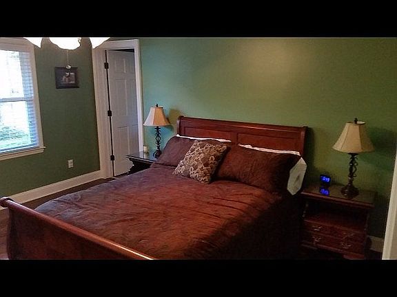 Bed room 1