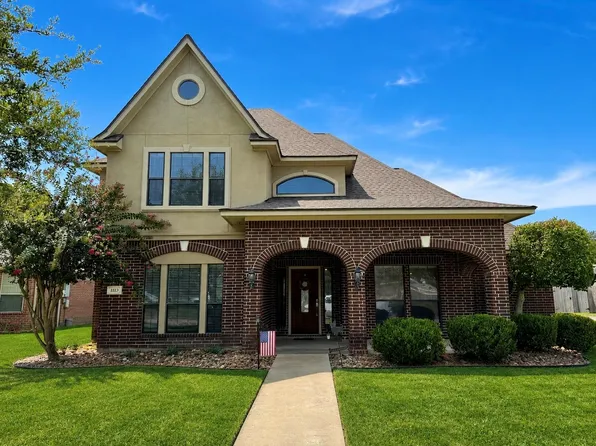1113 Enchanted Oaks Dr, Angleton, TX 77515