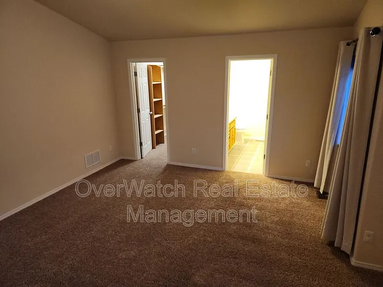 9178 Eagle River Ln — Photo 10