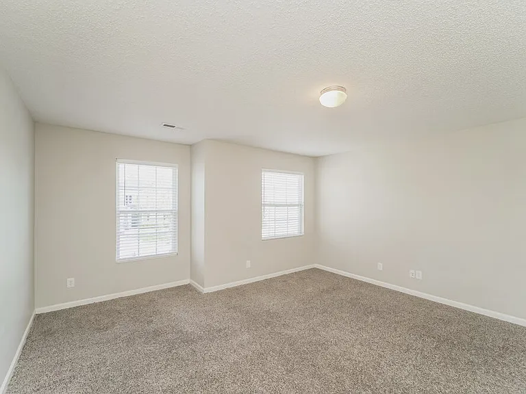 4490 Saint Catherines Ct — Photo 14