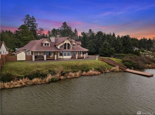 289 Lake View Loop NE, Ocean Shores, WA 98569