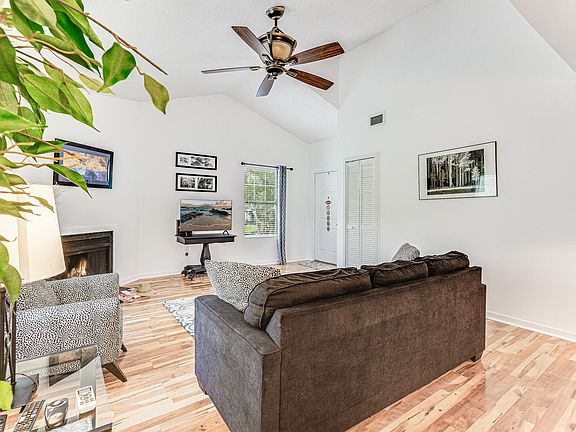 5th image of 2030 Coldspring Dr #708