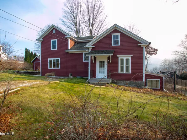 54 Castle Hill Ave, Great Barrington, MA 01230