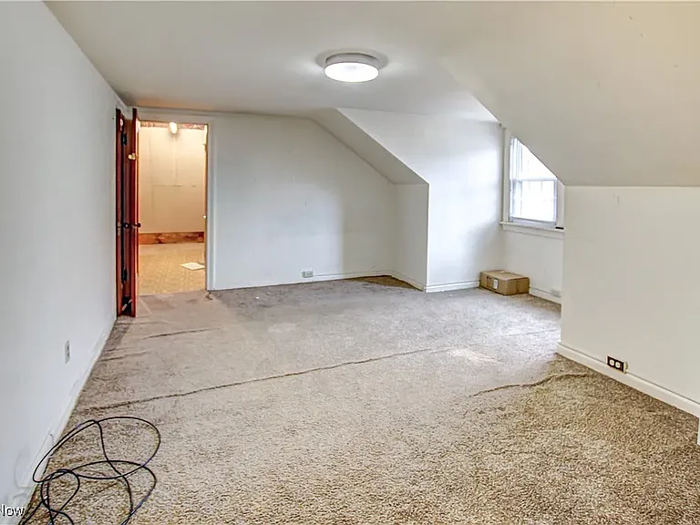 17800 Winslow Rd #2 — Photo 23