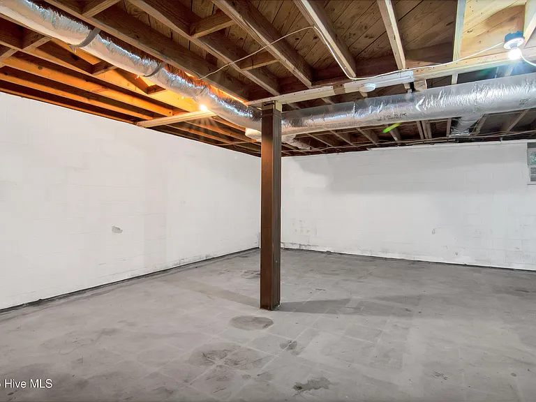 300 Long Acres Dr — Photo 14