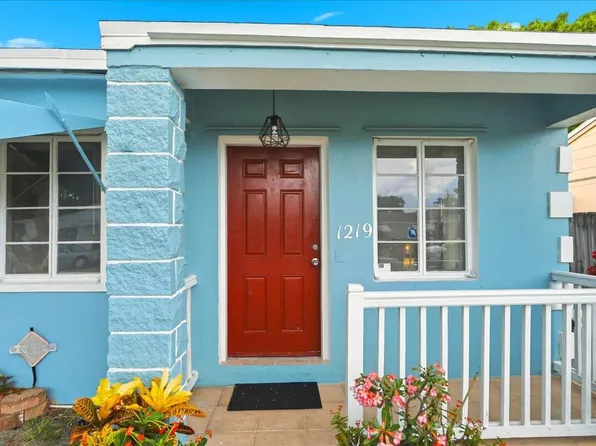 1219 N E Street, Lake Worth, FL 33460
