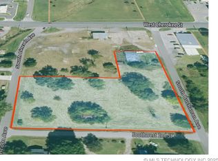 SW 2nd St, Wagoner, OK 74467