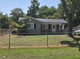511 Phillips St, Lowell, NC 28098