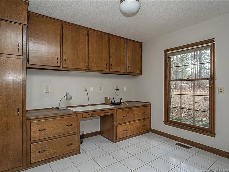 6821 Thames Dr — Photo 21