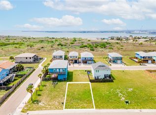 253 Port Arthur St, Port Aransas, TX 78373