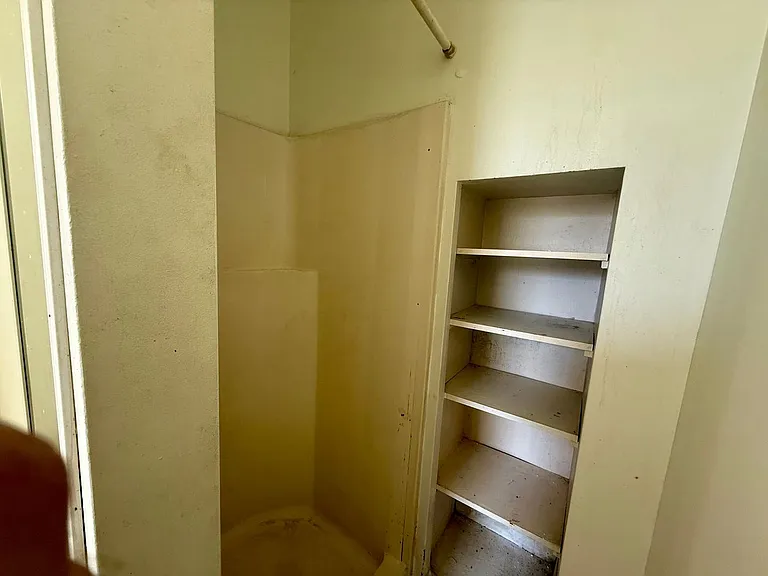 1111 Kickbusch St — Photo 3