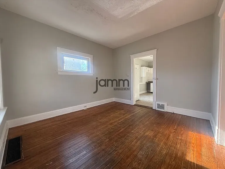 4350 W 28th St #4350 W 28TH ST DOWN — Photo 4