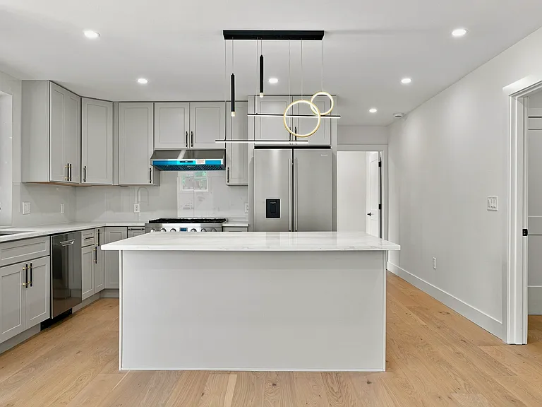 16015 SE 7th St — Photo 32