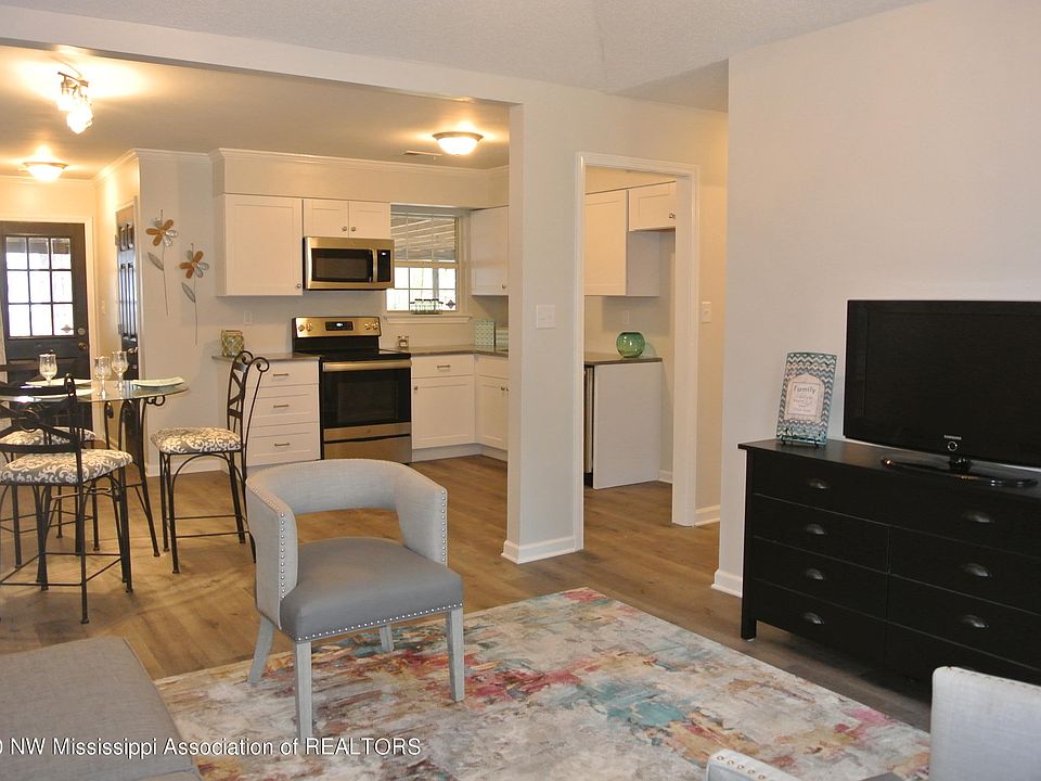 1st image of 6646 Valerie Dr