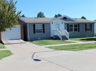 813 Wilderness Dr, McPherson, KS 67460