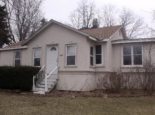 845 S Hough St, Barrington, IL 60010