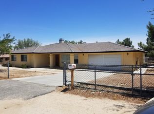 9541 Sierra Vista Rd, Phelan, CA 92371