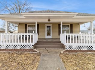 201 E Broadway St, Pleasantville, IA 50225