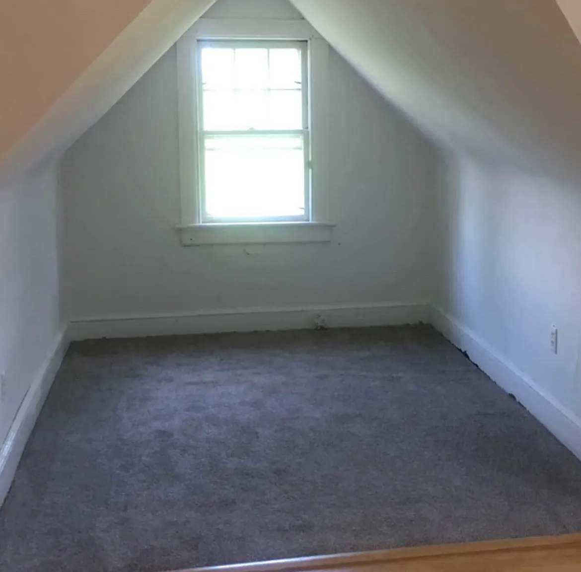 Studio, 450 sqft, $2,150 — Photo 2