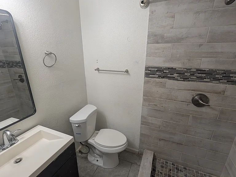 7732 Dorsett Dr #7732 — Photo 12