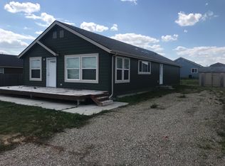5623 Stoneview Ave, Williston, ND 58801