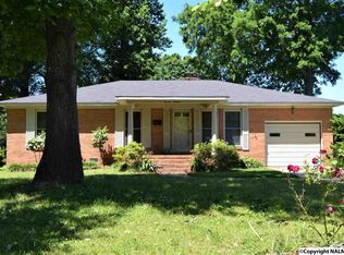 1419 10th Ave SE, Decatur, AL 35601