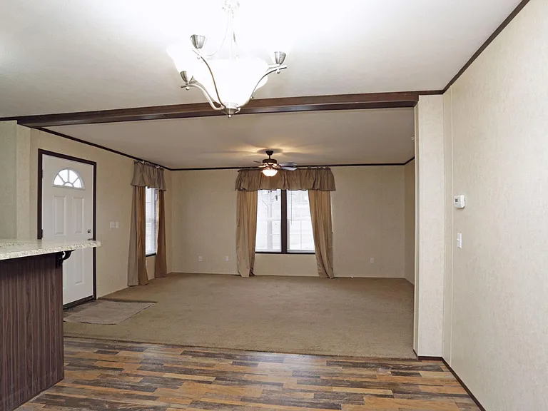 Camelot Woods — Photo 12