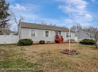 3110 Thistle Ave, Toms River, NJ 08753