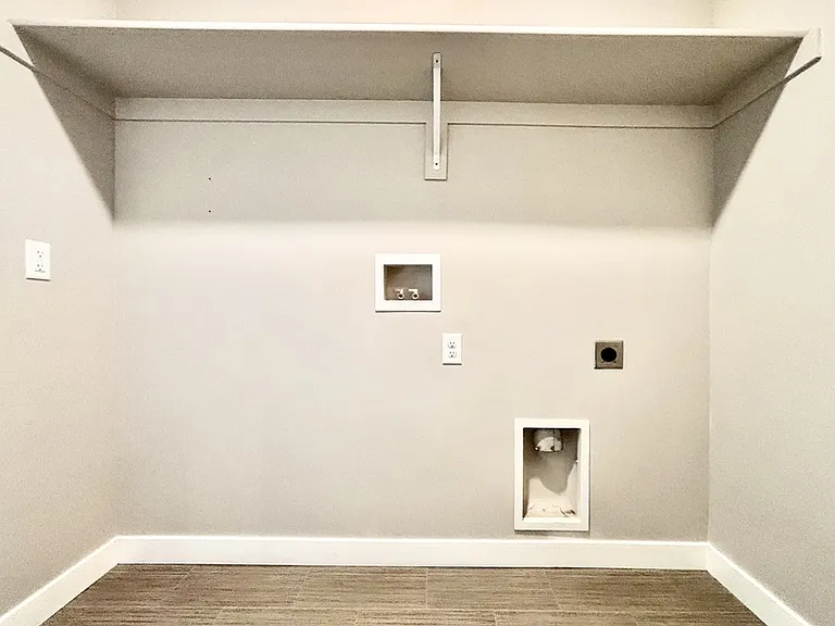 153 E Brushy Canyon St — Photo 38