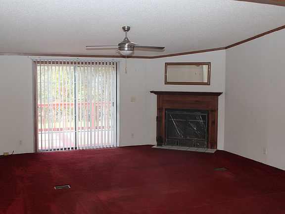 5th image of 211 Cheryl Ct NE