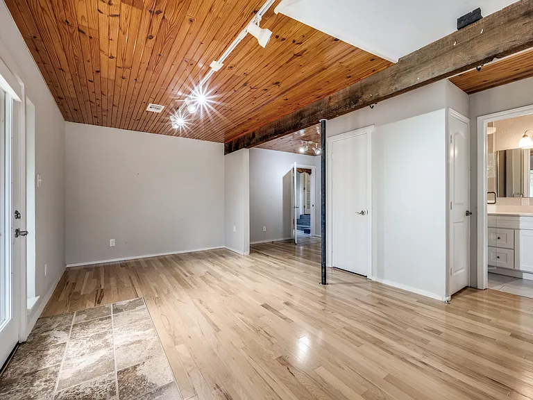 2233 Wood Hollow Rd — Photo 22