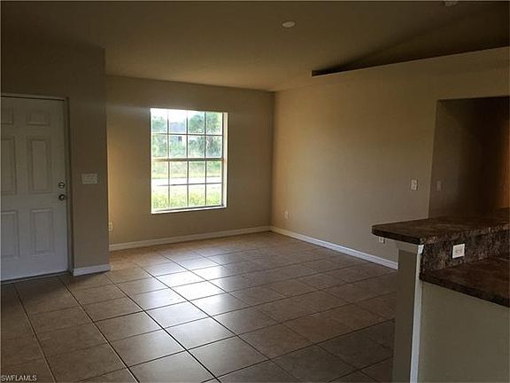 3rd image of 2031 Xelda Ave N