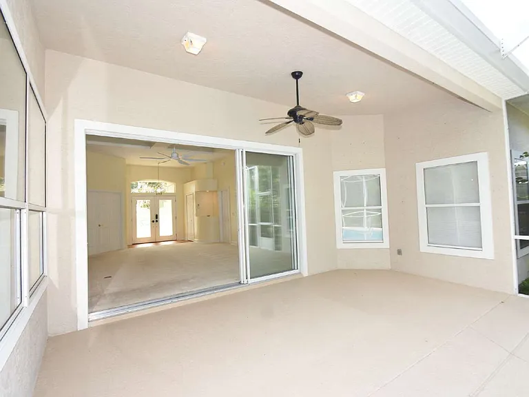 1216 Hampstead Ln — Photo 14